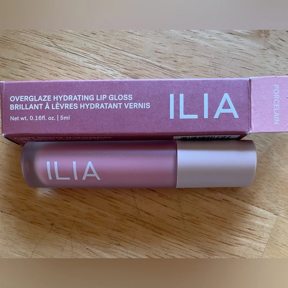ILIA OverGlaze Hydrating Lip Gloss - porcelain - Picture 1 of 4